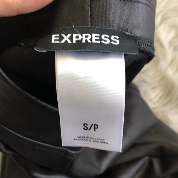 Express faux leather leggings - Picture 6 of 8